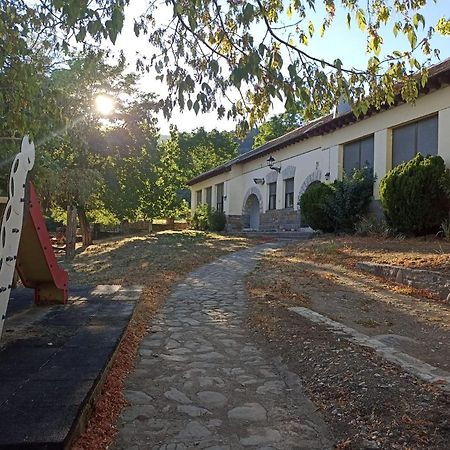 Albergue De Siresa Extérieur photo